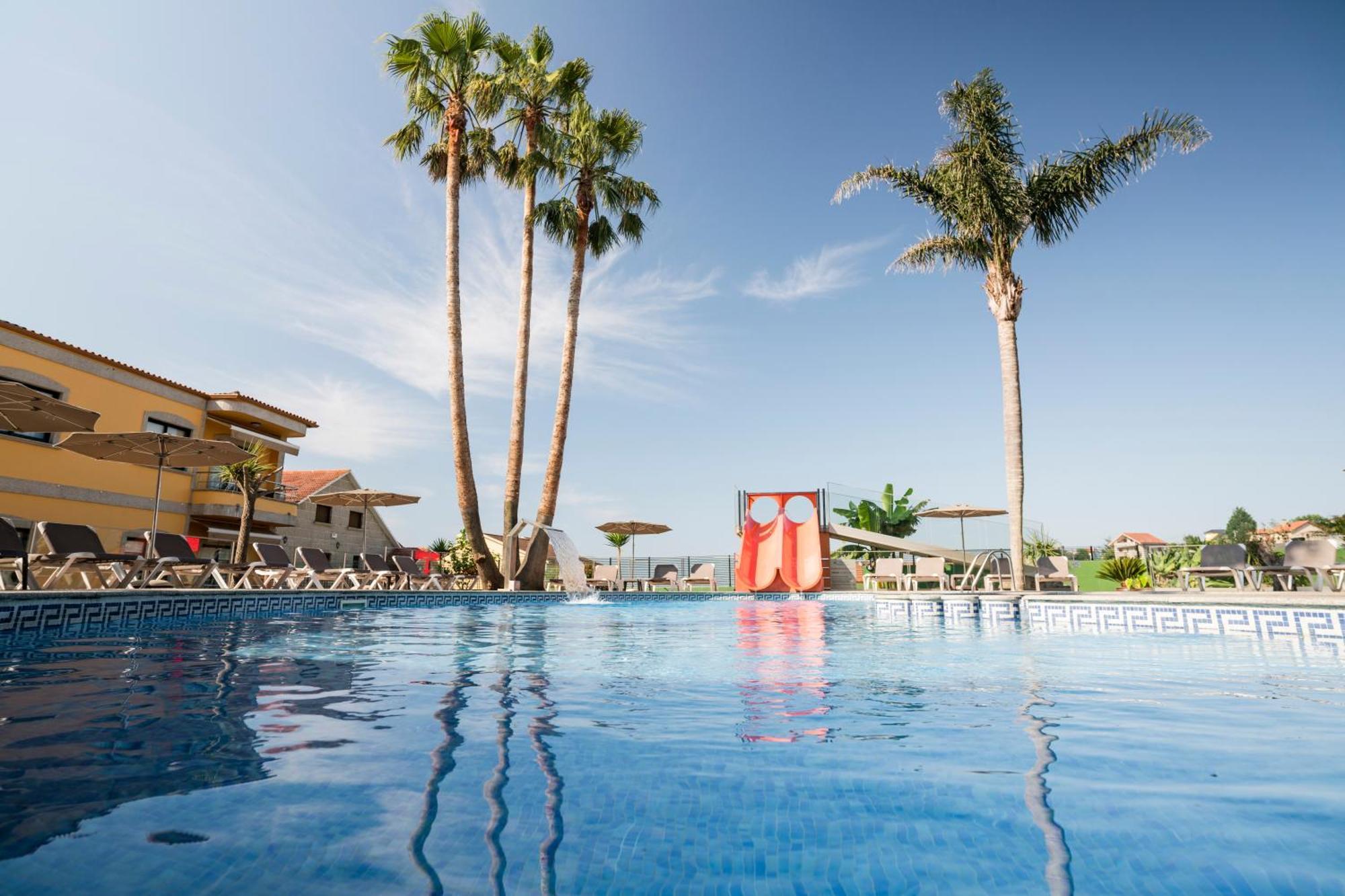 Apartamentos Atlantico Resort Montalvo Eksteriør billede